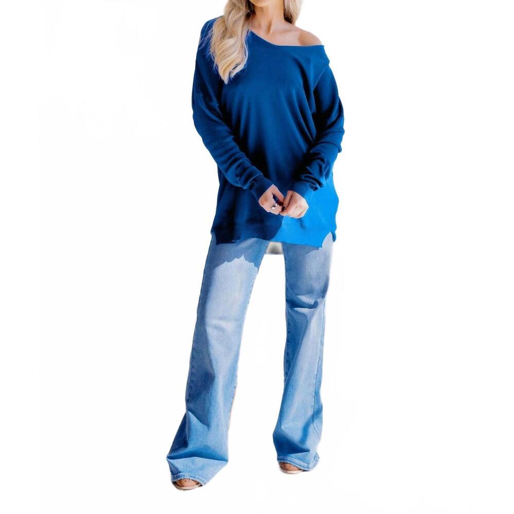 NEW SWEET LOVELY BY JEN knit v neck sweater in royal blue